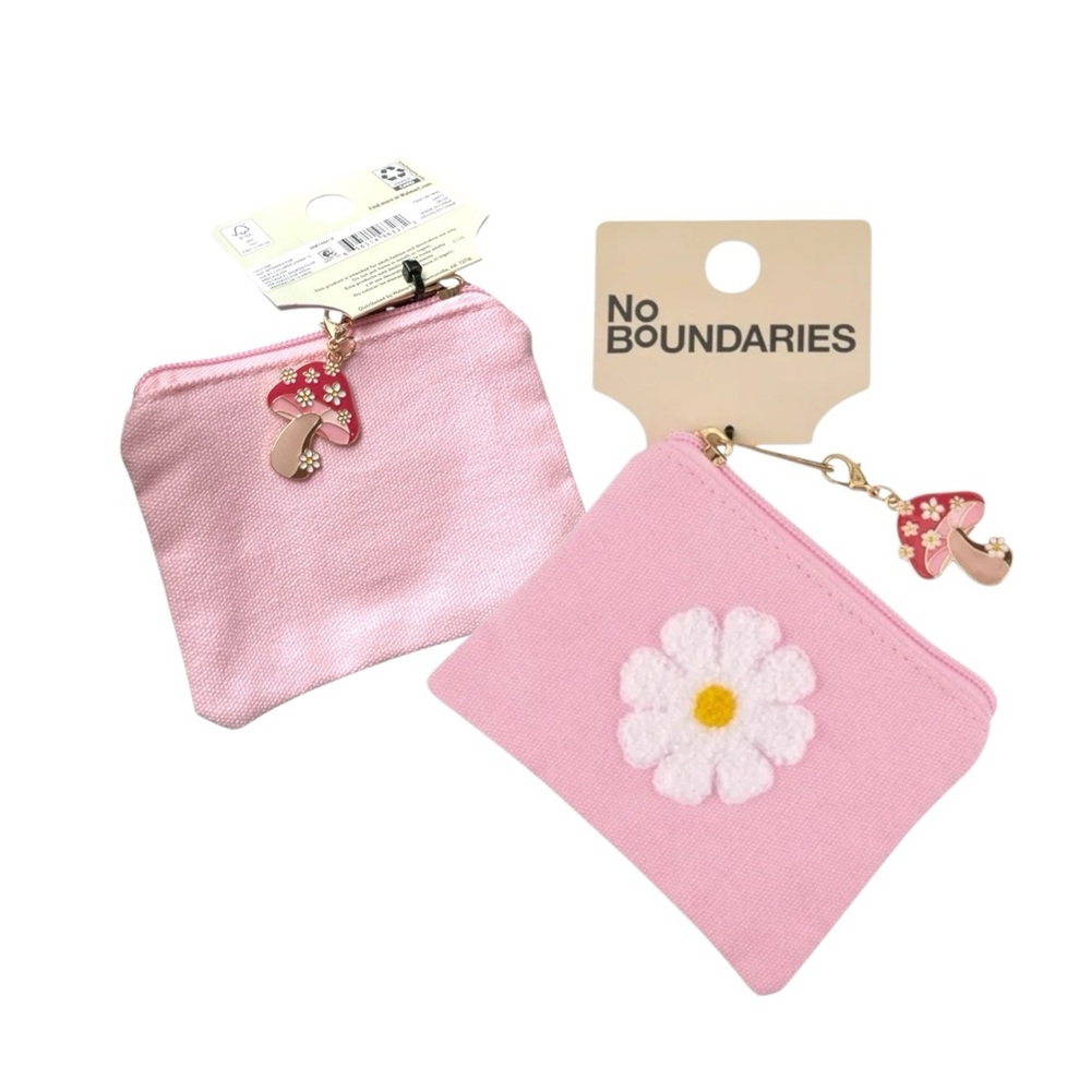 Pink Daisy Coin Pouch with Mushroom Charm Keychain - Picture 1 of 9